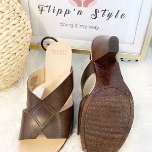 NWOT Comfort Slip-on Mootsie Tootsies Sandle
